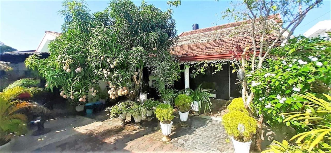 Alexandra Family Villa Negombo Bagian luar foto
